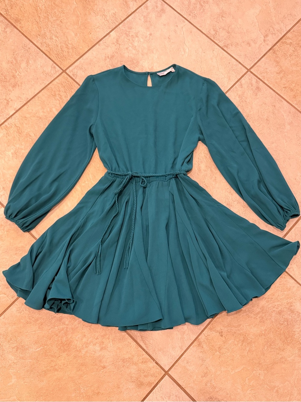 Premier Amour Teal Green Long Sleeve Tie Waist Dress Size 6